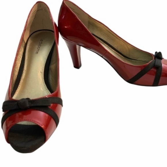 Liz Claiborne Shoes - Liz Claiborne vegan leather red open toe with black bow on toes, Size 7.5